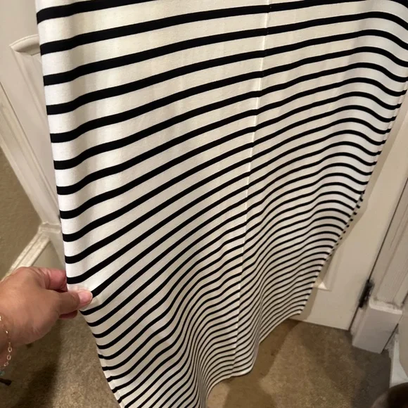 SPANX Black and White Striped Midi Dress - Picture 3 of 9